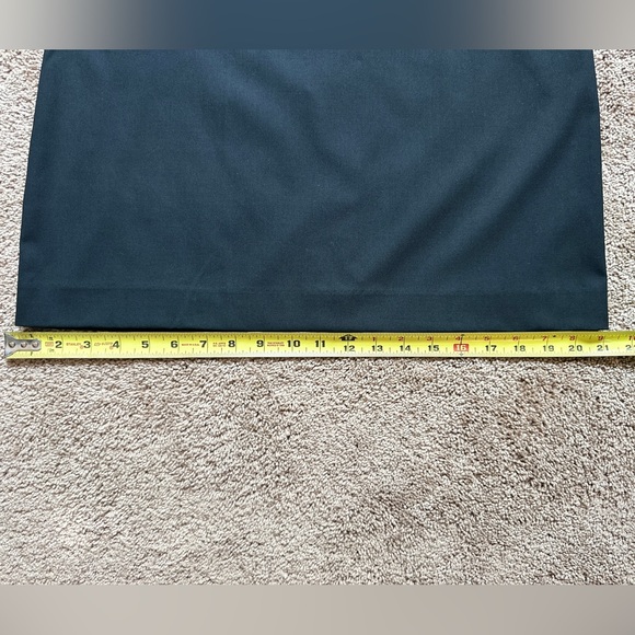 LOFT Factory Colorblock Sheath Dress Black and Ivory | Size 10 - Picture 11 of 11